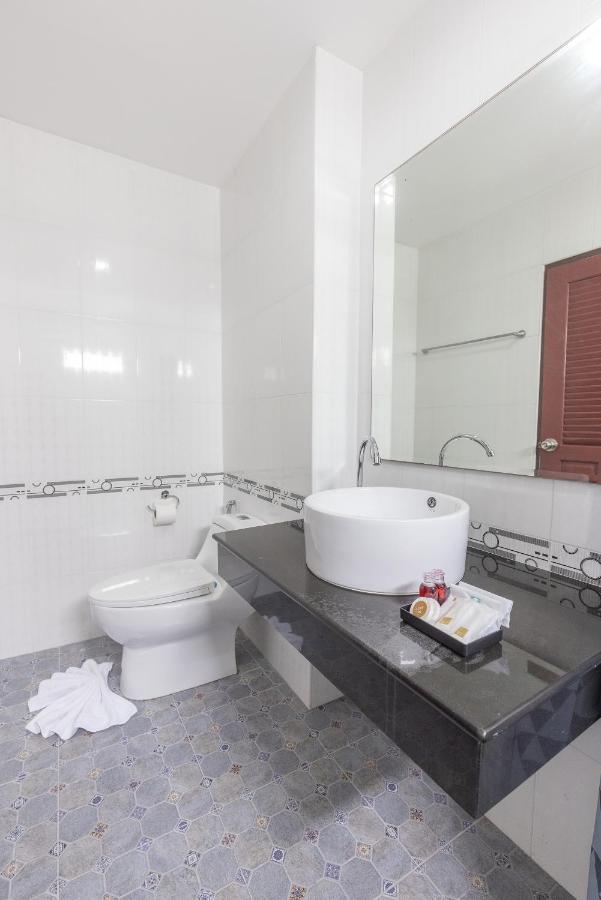 The Chic Patong Hotel Luaran gambar