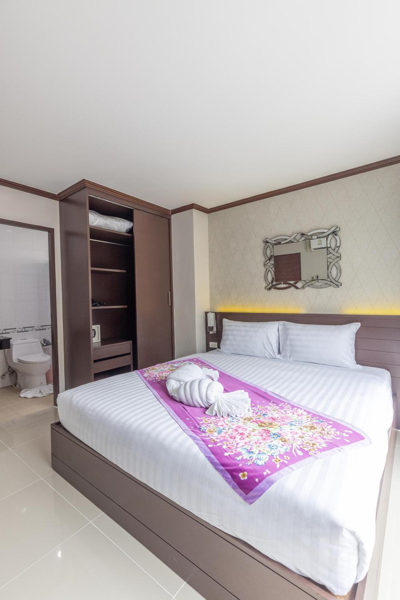 The Chic Patong Hotel Bilik gambar