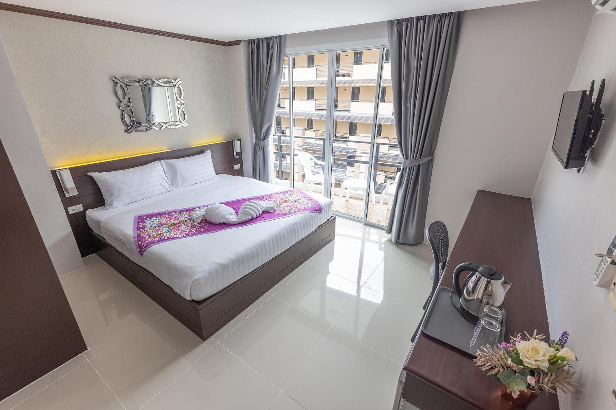 The Chic Patong Hotel Bilik gambar