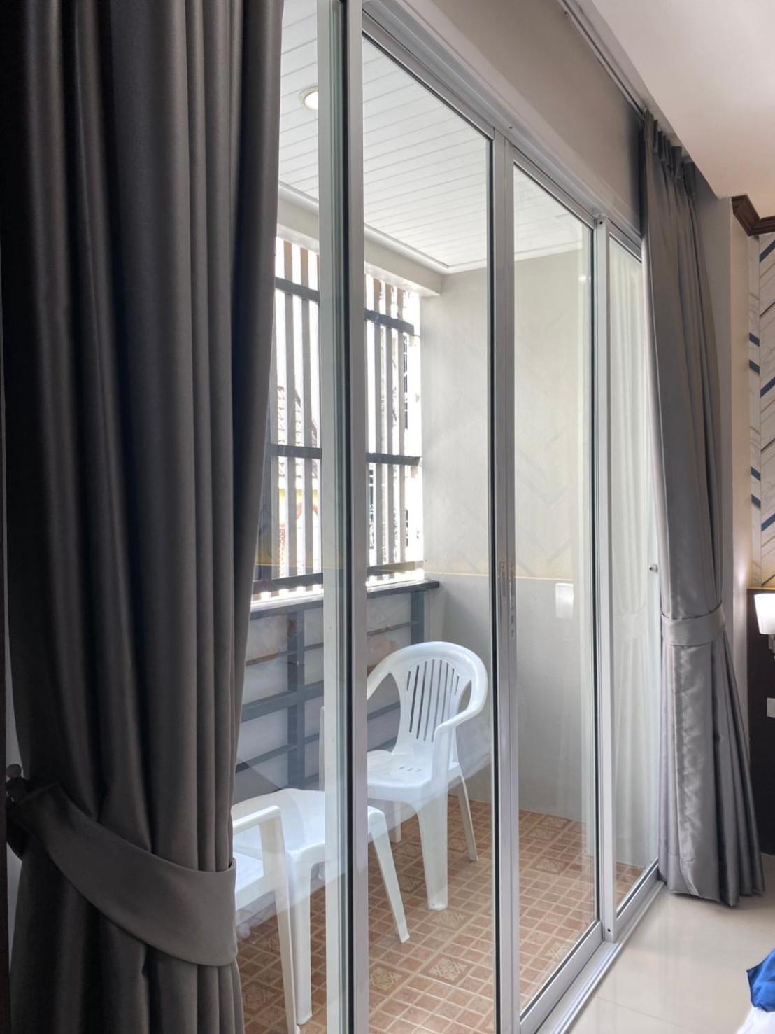 The Chic Patong Hotel Bilik gambar